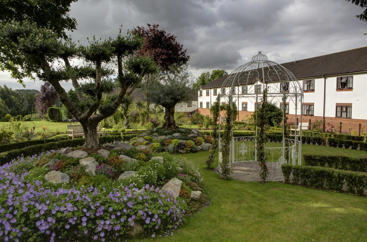 Best Western Plus Ullesthorpe Court Hotel & Golf Club 루터워스 외부 사진